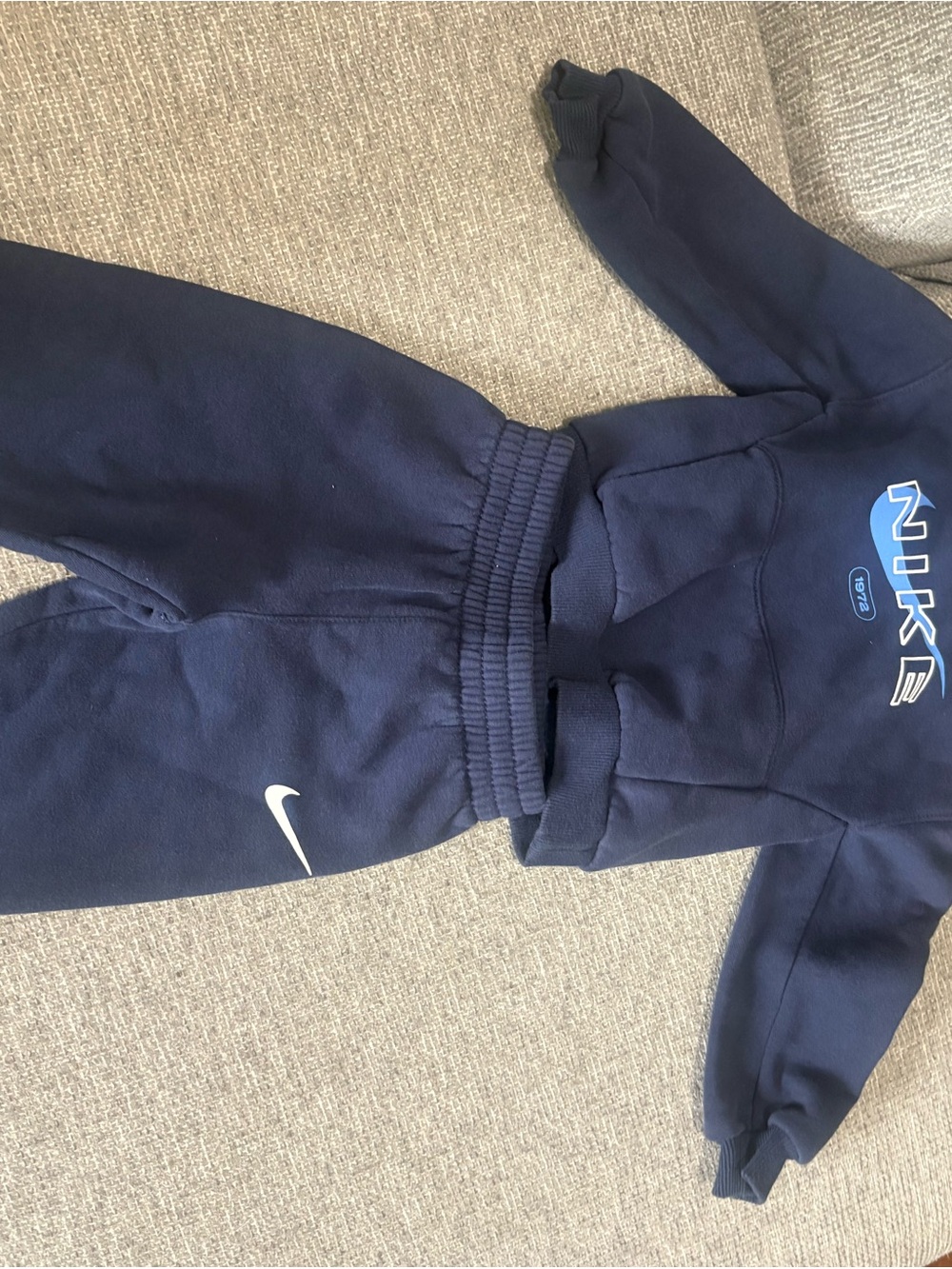 Navy blue Nike kids tracksuit 24m  #kids #athleisure